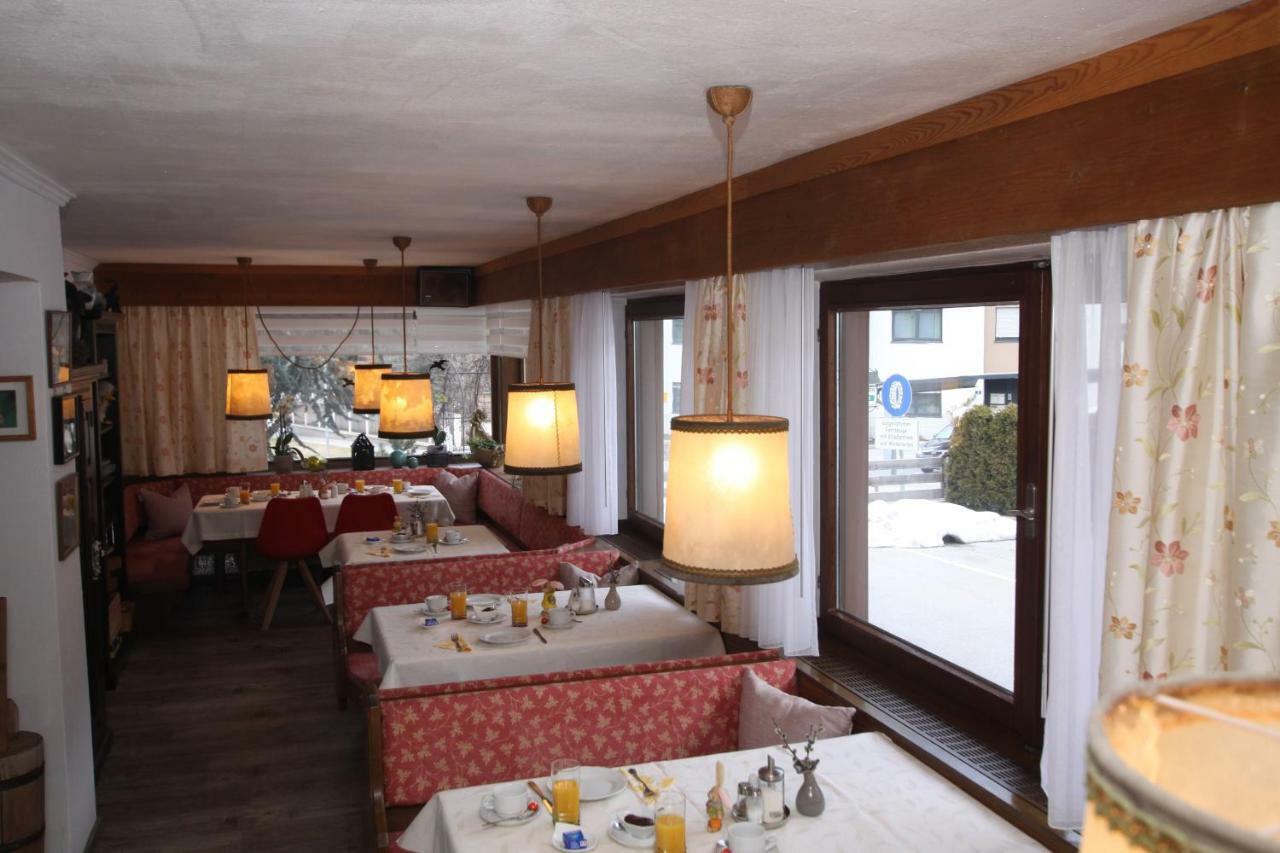 Pension Garni Gerhard Oetz Εξωτερικό φωτογραφία